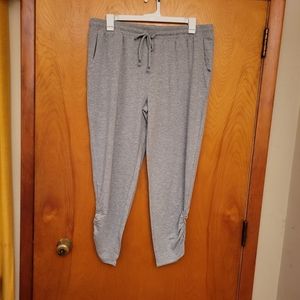 NWOT Gillian & O'Malley knit lounge pants